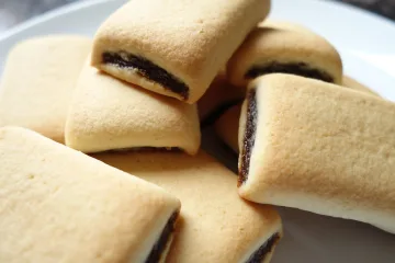 Fig Rolls cover art